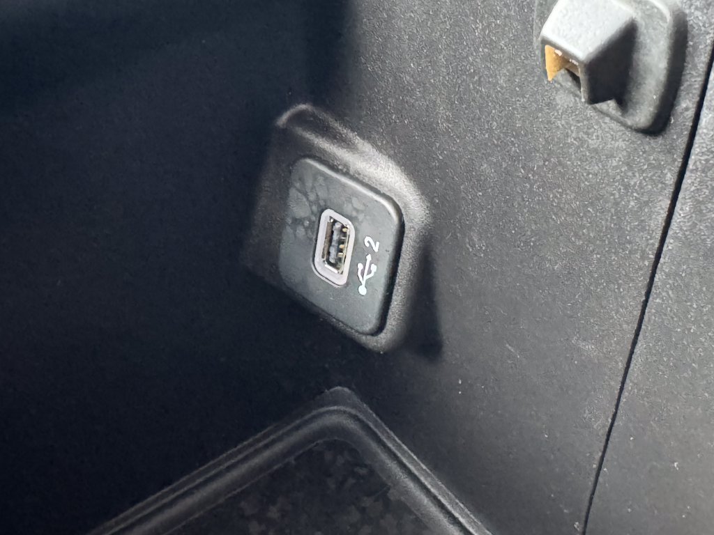 Used 2021 Jeep Wrangler Unlimited Sahara w/ Uconnect 4C Nav & Sound Group AWD/4WD image 26