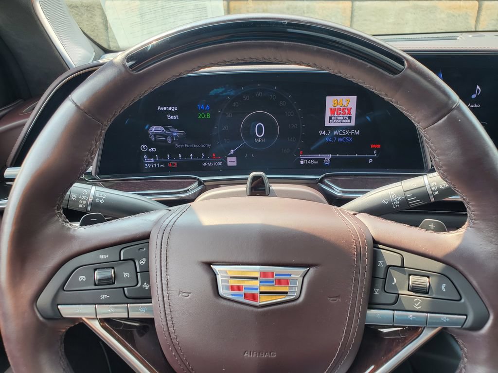 Used 2024 Cadillac Escalade ESV Sport Platinum w/ Heavy-Duty Trailer Package AWD/4WD image 20