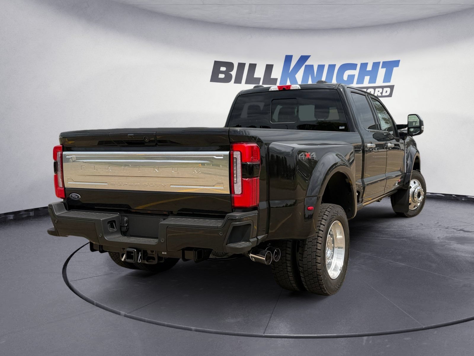 Used 2026 Ford F450 Platinum w/ Platinum Plus Package AWD/4WD image 5