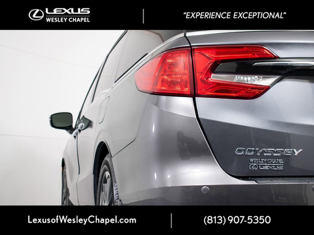 Used 2023 Honda Odyssey Elite image 9