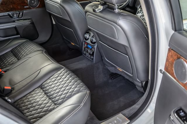 Used 2019 Jaguar XJ L Portfolio RWD image 39