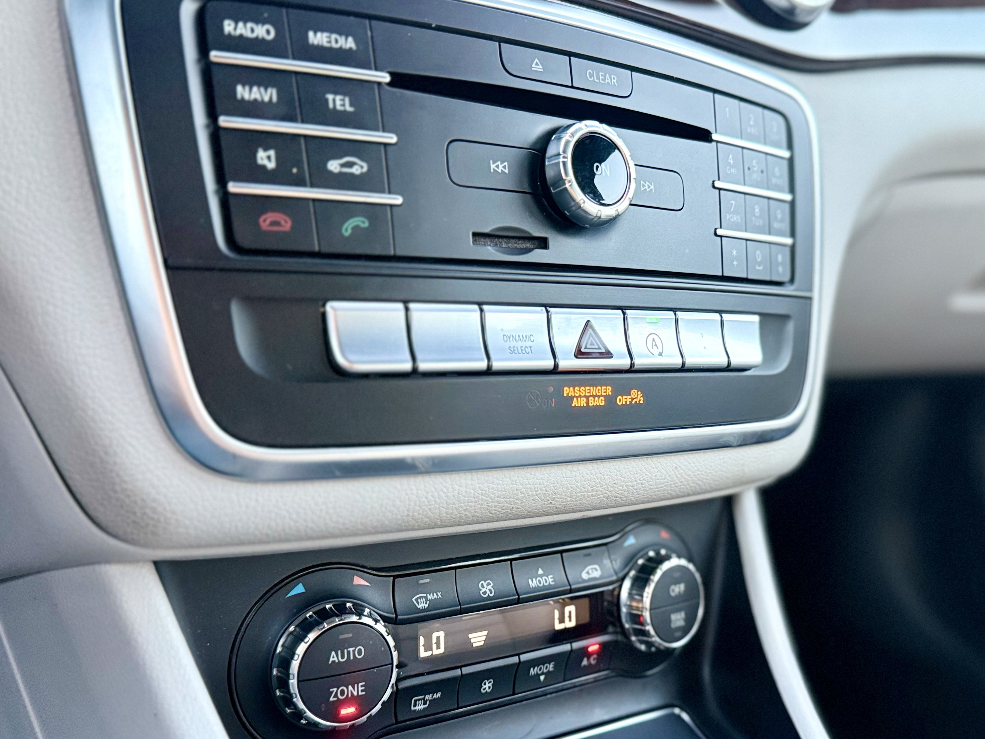 Used 2018 Mercedes-Benz CLA 250 image 37