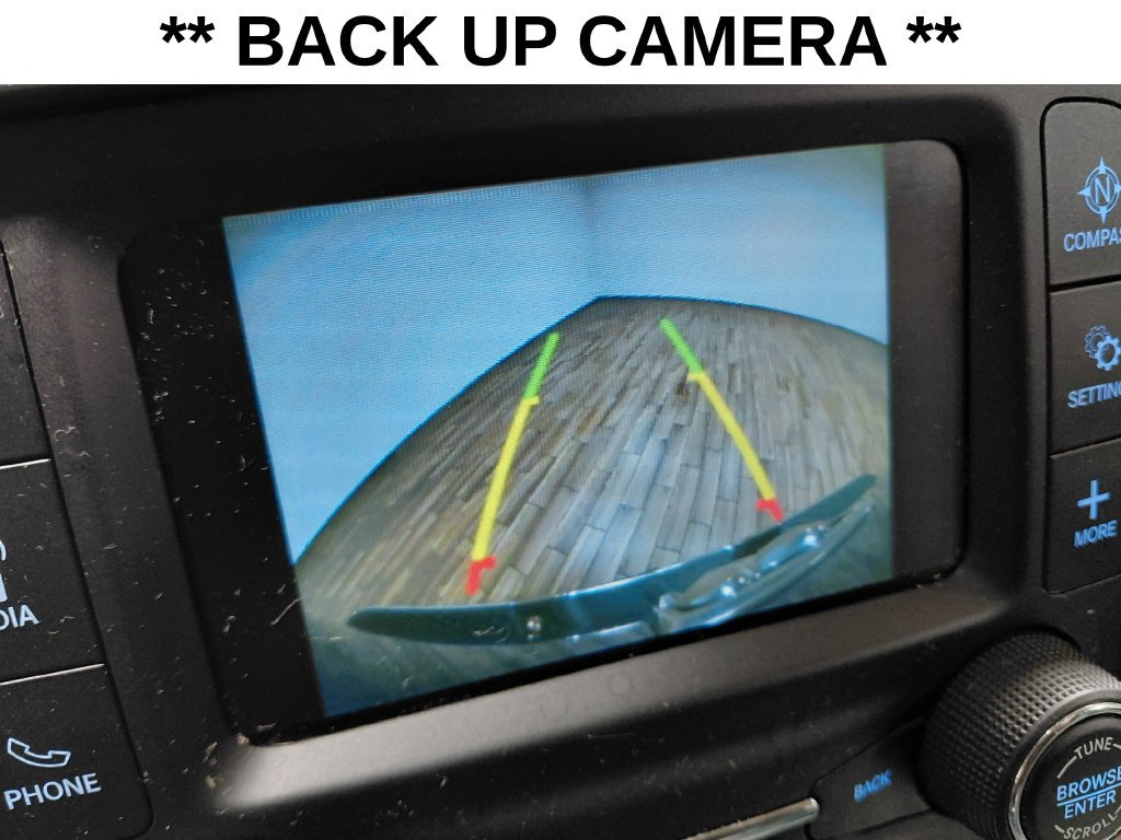 Used 2019 RAM 1500 Classic SLT AWD/4WD image 9