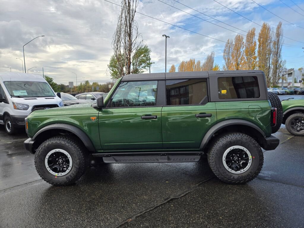 New 2025 Ford Bronco Badlands w/ Sasquatch Package image 8