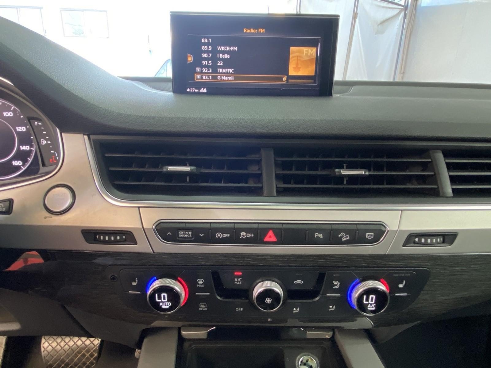 Used 2019 Audi Q7 2.0T Premium w/ Cold Weather Package AWD/4WD image 26
