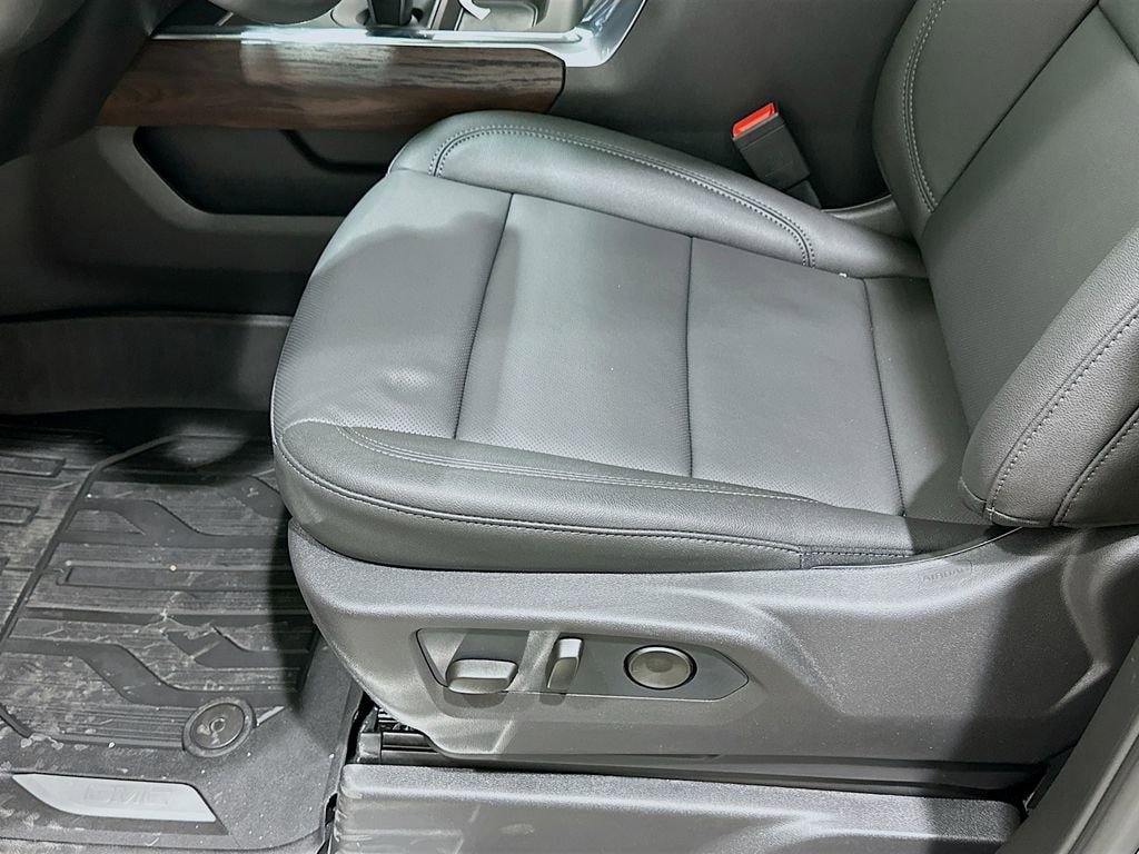 New 2026 GMC Sierra 1500 SLT RWD image 23