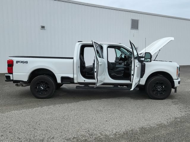 Used 2023 Ford F250 Lariat w/ Lariat Ultimate Package AWD/4WD image 17