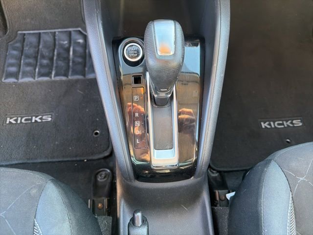 Used 2020 Nissan Kicks S FWD image 16