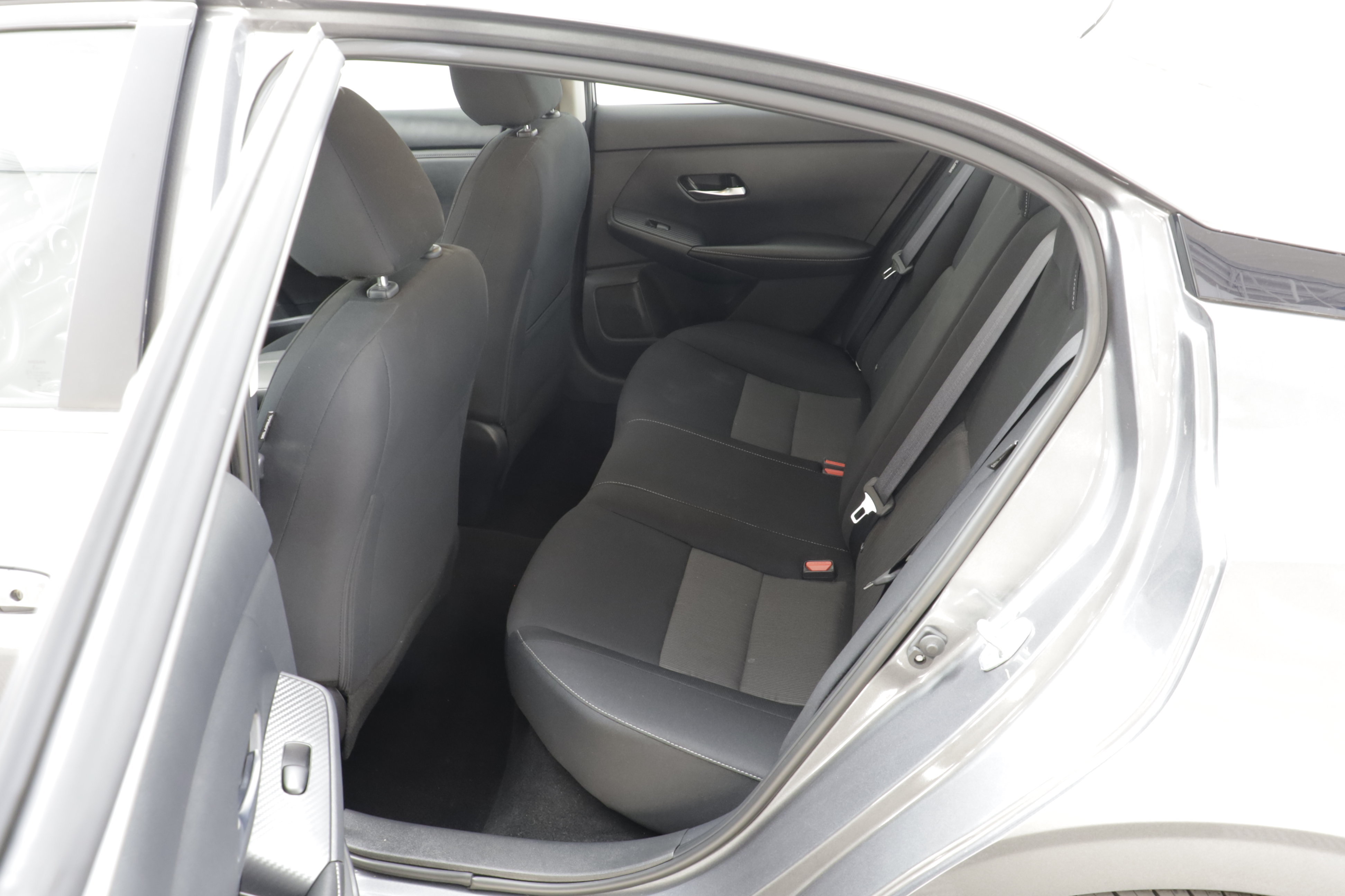 Used 2023 Nissan Sentra SV FWD image 14