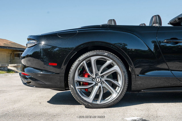 Used 2025 Bentley Continental GT Speed image 10