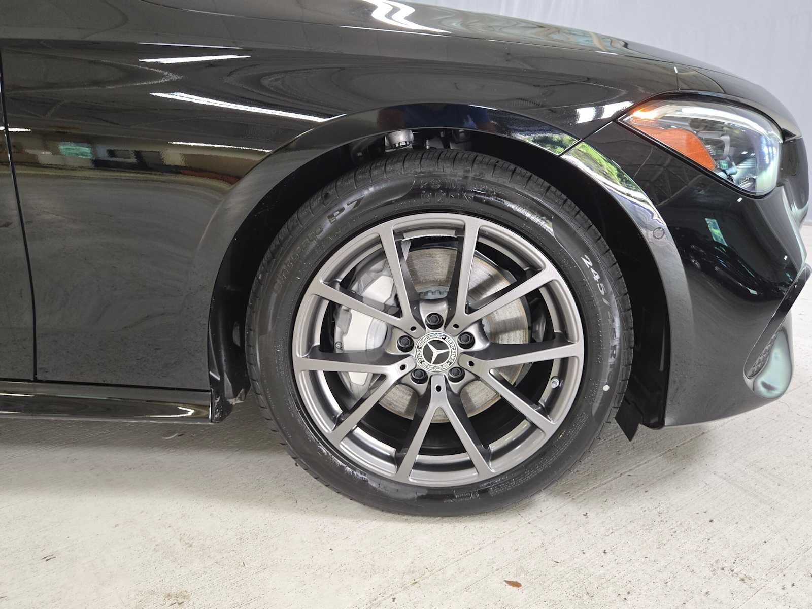Certified 2026 Mercedes-Benz CLE 300 4MATIC Coupe image 9