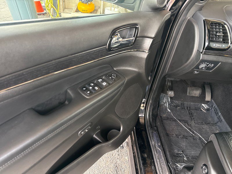 Used 2021 Jeep Grand Cherokee High Altitude AWD/4WD image 40