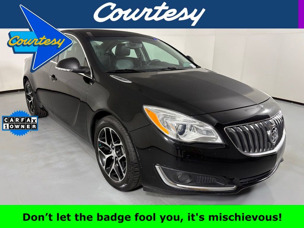 Used 2017 Buick Regal Sport Touring image 1