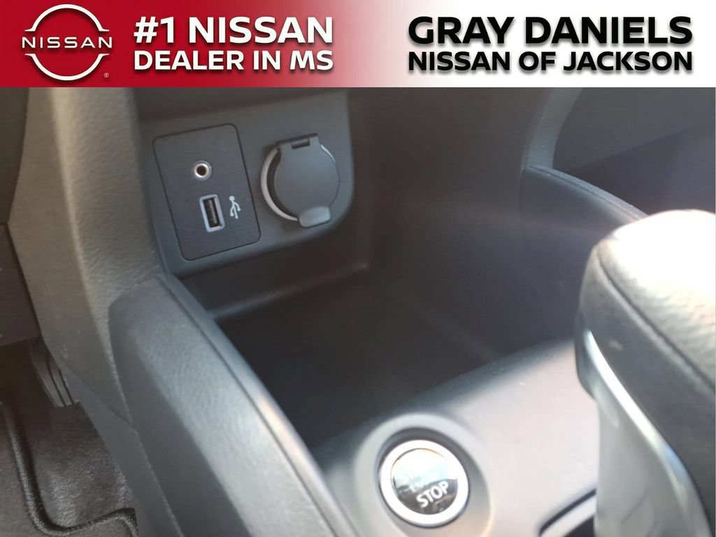 Certified 2025 Nissan Kicks Play S FWD image 19