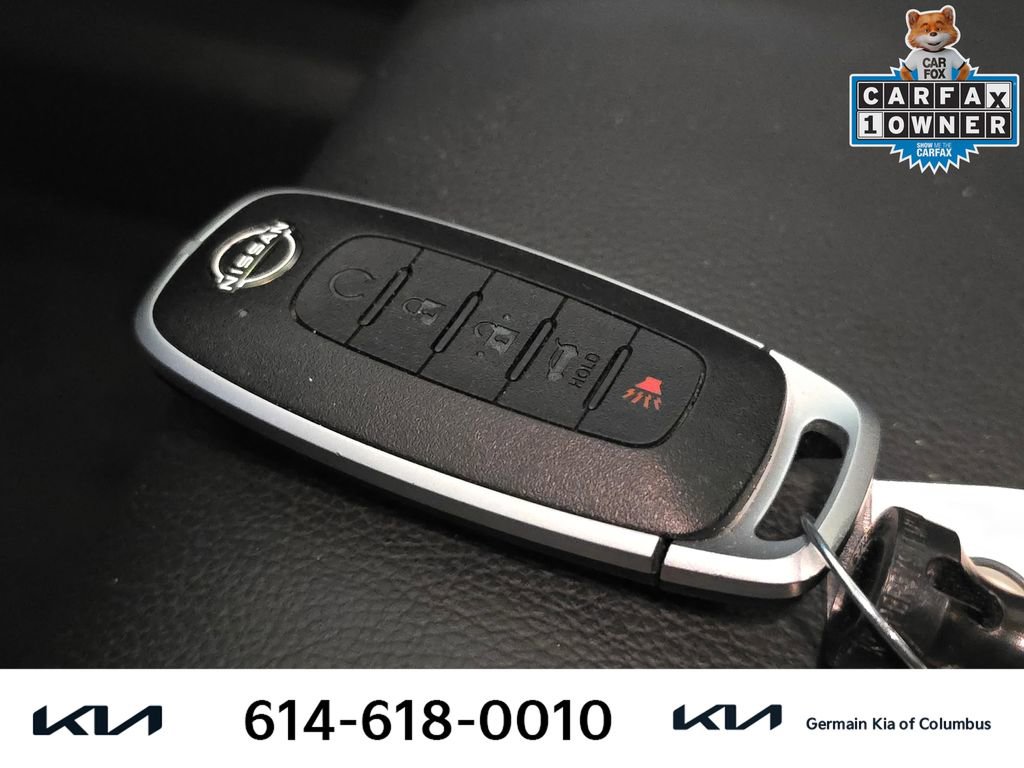 Used 2025 Nissan Rogue SL image 31