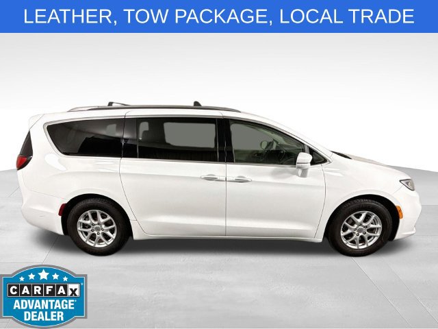 Used 2021 Chrysler Pacifica Touring-L FWD image 8