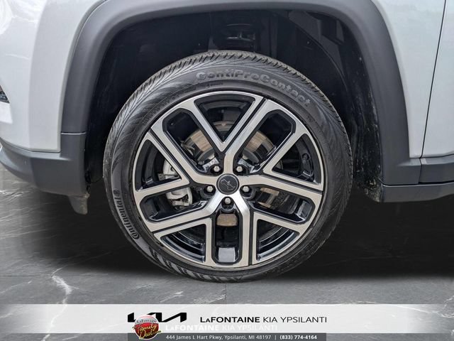 Used 2025 Jeep Compass Limited AWD/4WD image 32