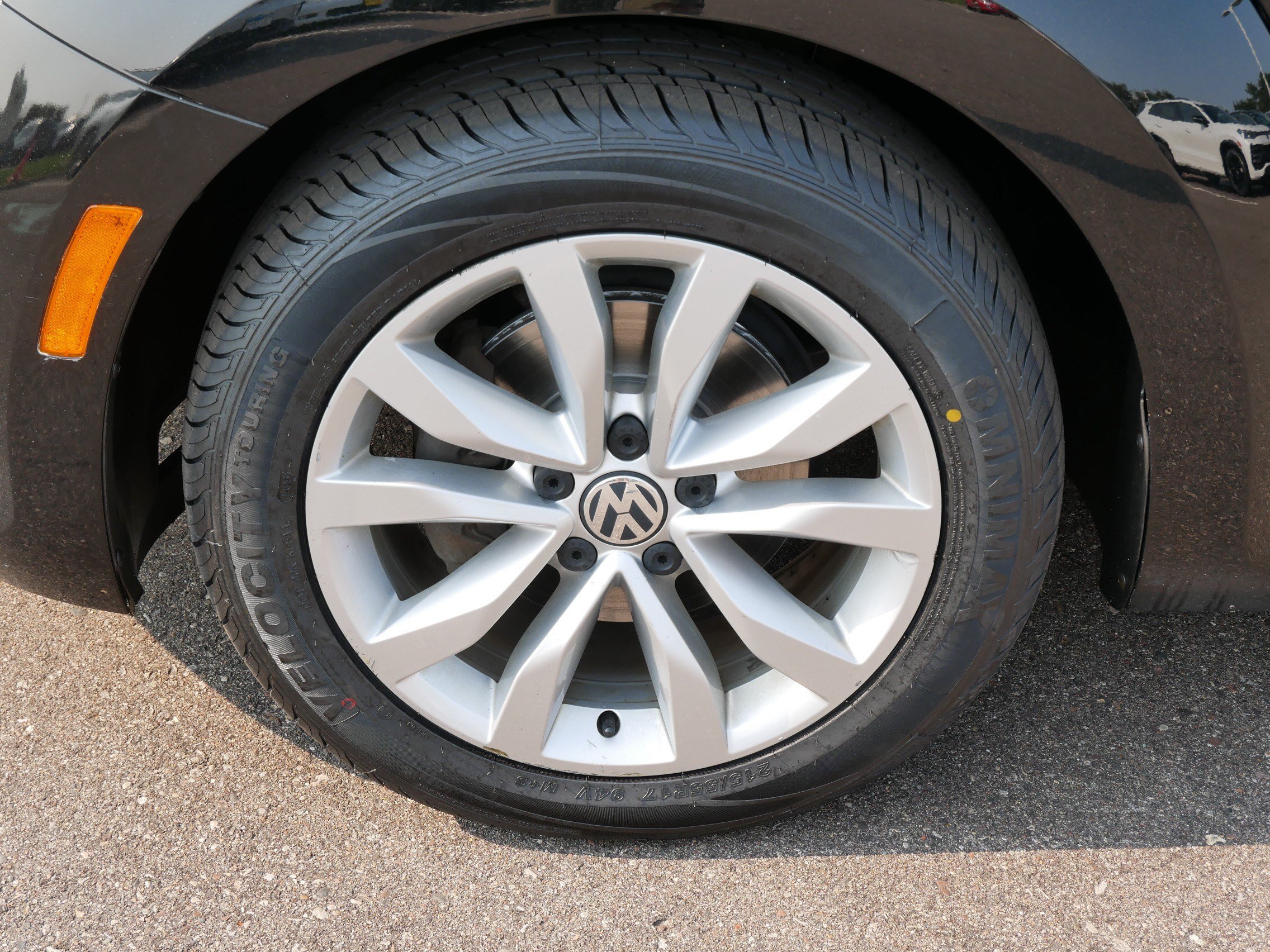 Used 2013 Volkswagen Beetle TDI FWD image 15
