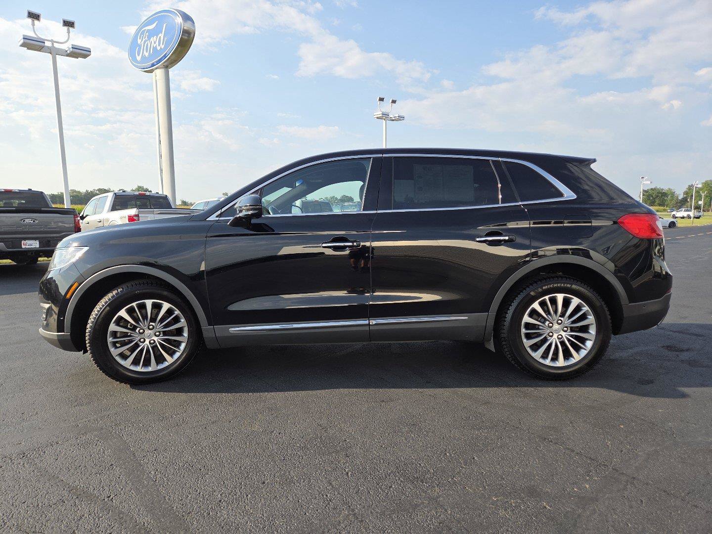 Used 2016 Lincoln MKX Black Label w/ Technology Package AWD/4WD image 15