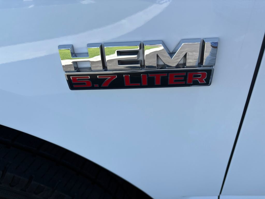Used 2020 RAM 1500 Classic SLT image 8