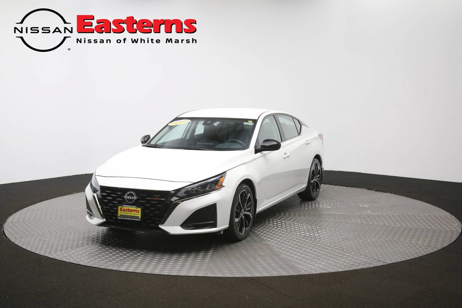 Used 2025 Nissan Altima 2.5 SR FWD image 53