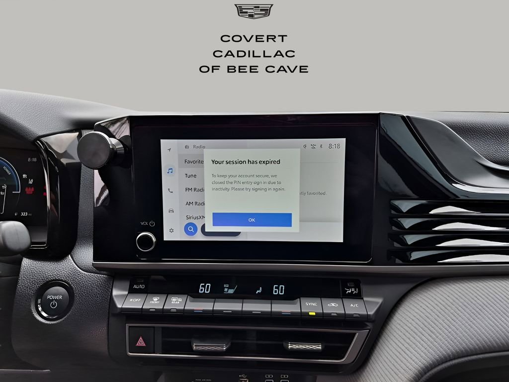 Used 2025 Toyota Camry SE w/ Convenience Package image 40