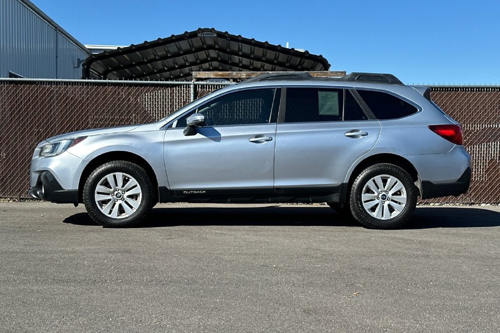 Used 2018 Subaru Outback 2.5i Premium AWD/4WD image 15