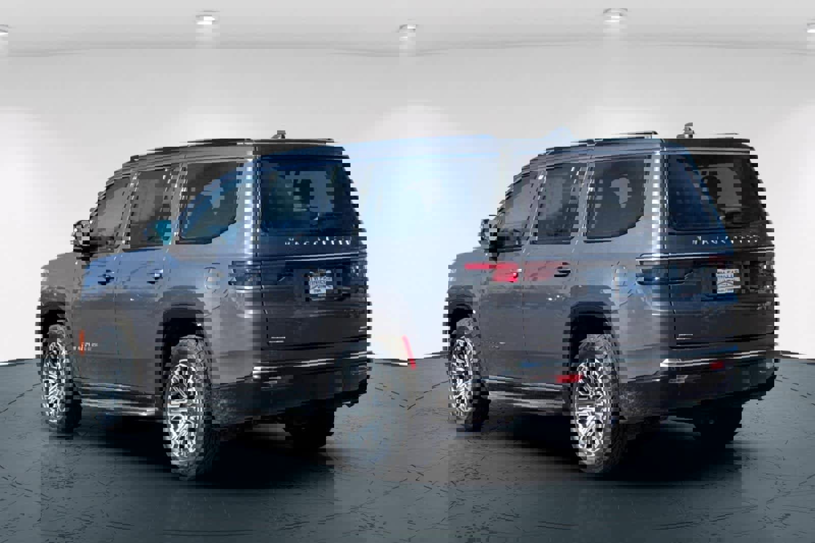 Used 2022 Jeep Wagoneer Series III w/ Convenience Group I image 8