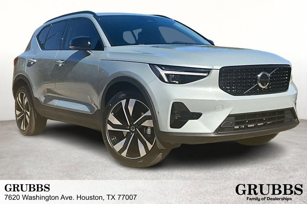 New 2026 Volvo XC40 B5 Ultra AWD/4WD image 1