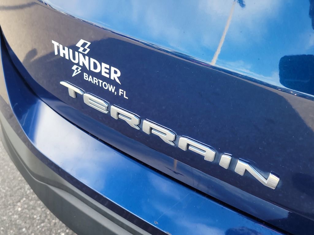 Used 2022 GMC Terrain SLE w/ Driver Convenience Package image 8