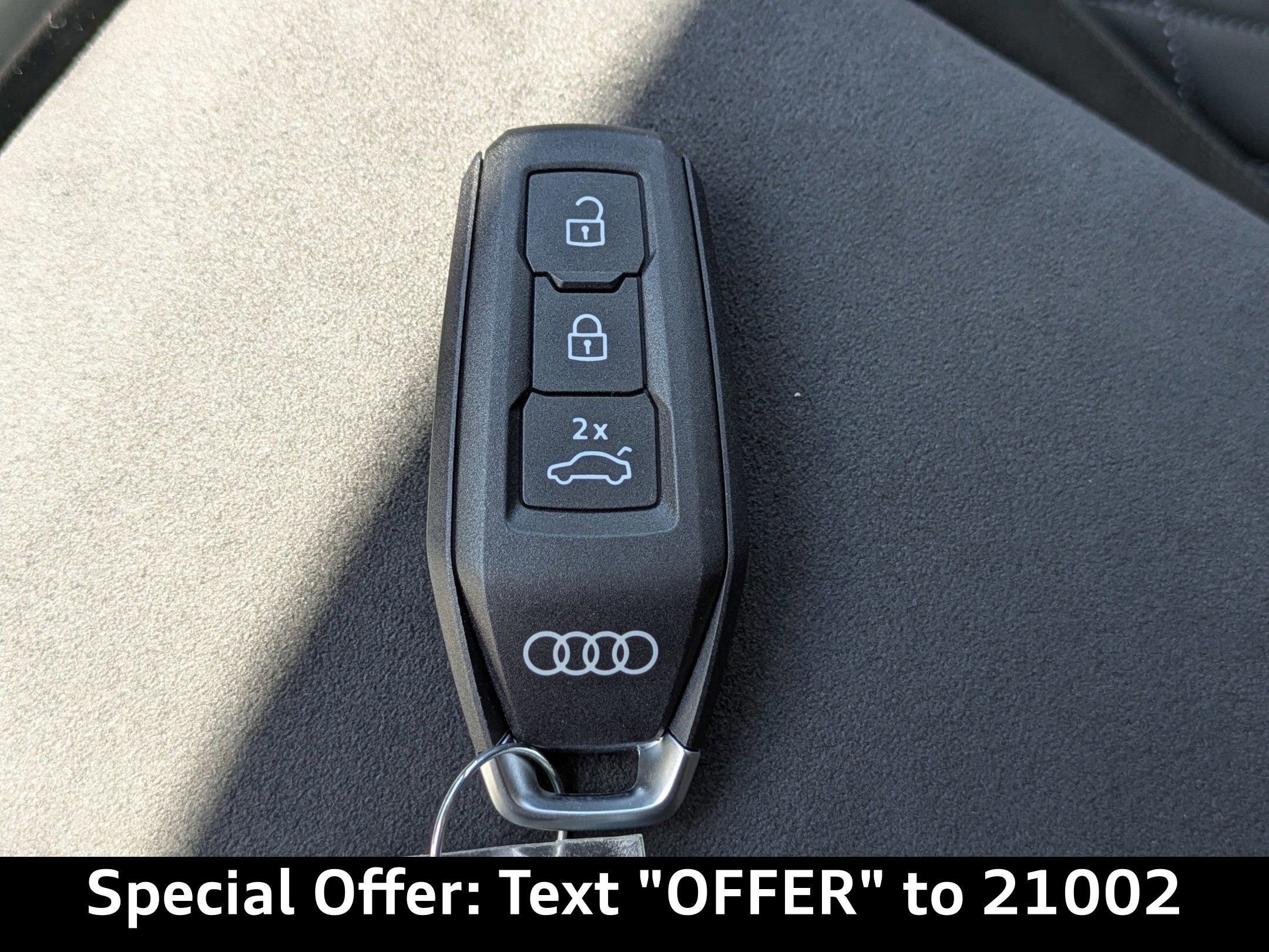 New 2025 Audi SQ6 e-tron Premium Plus image 34