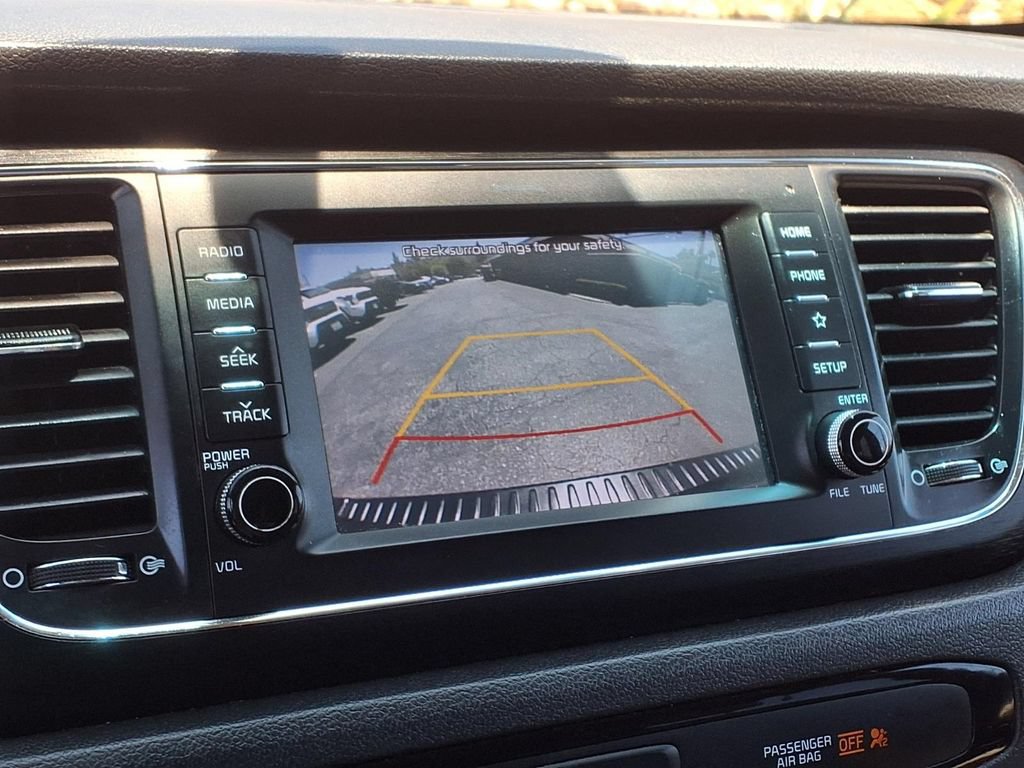Used 2019 Kia Sedona EX FWD image 9