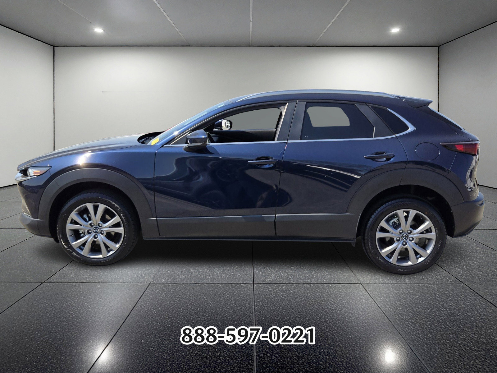 Used 2023 MAZDA CX-30 AWD 2.5 S w/ Select Package image 2