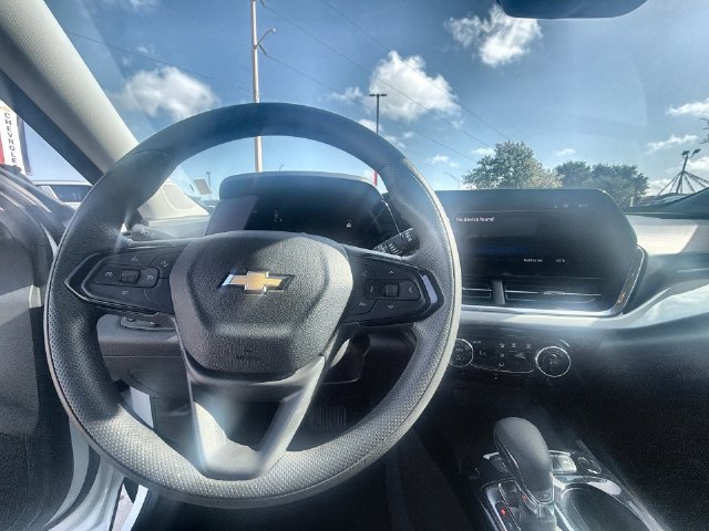 Certified 2026 Chevrolet Trax LT FWD image 11
