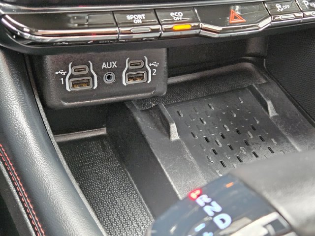 Used 2025 Dodge Durango R/T AWD/4WD image 36