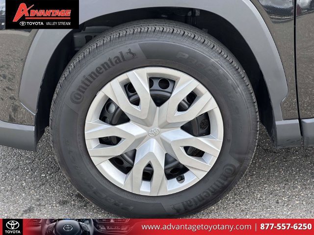 Certified 2026 Toyota Corolla Cross L AWD/4WD image 11