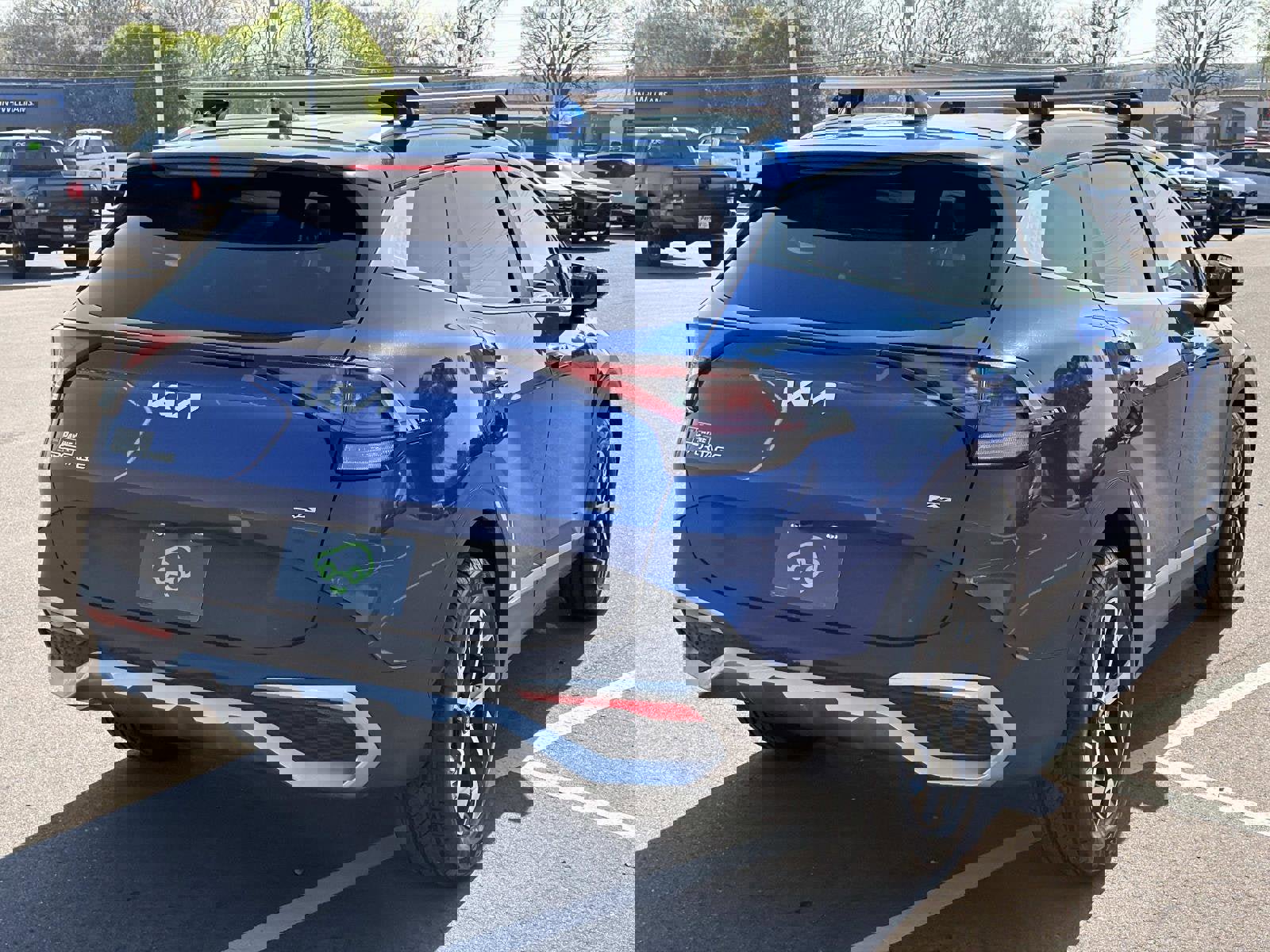 Used 2023 Kia Sportage EX image 19