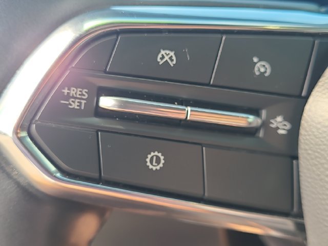 Used 2026 Chevrolet Equinox LT FWD image 19