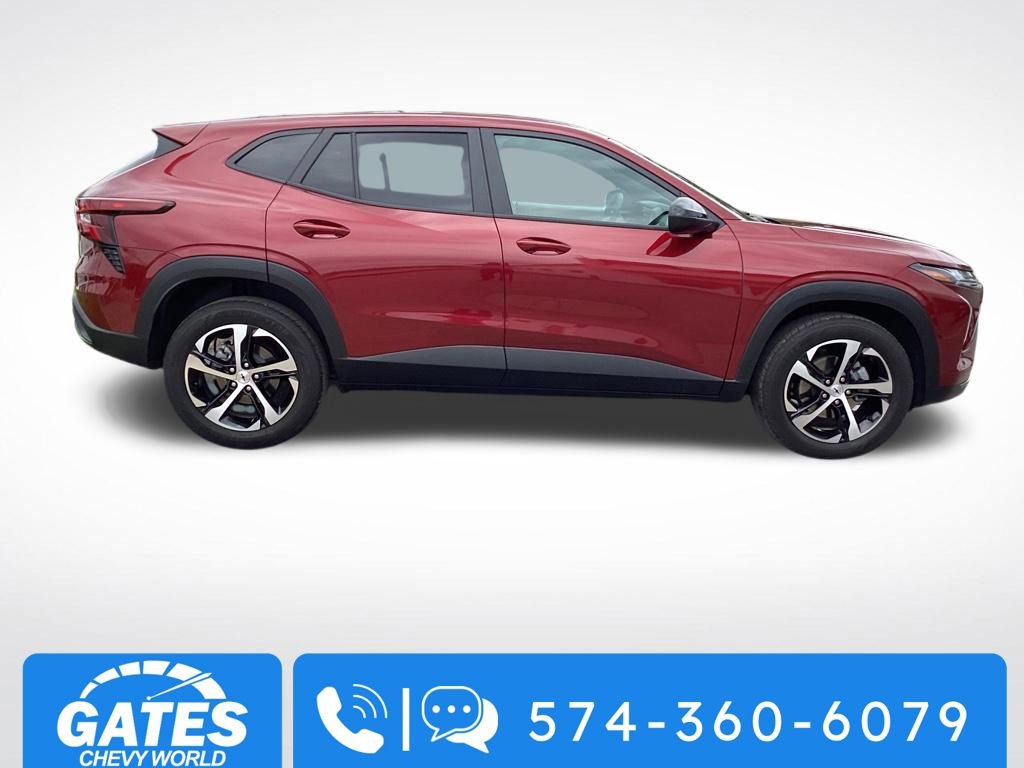 Used 2024 Chevrolet Trax RS FWD image 9