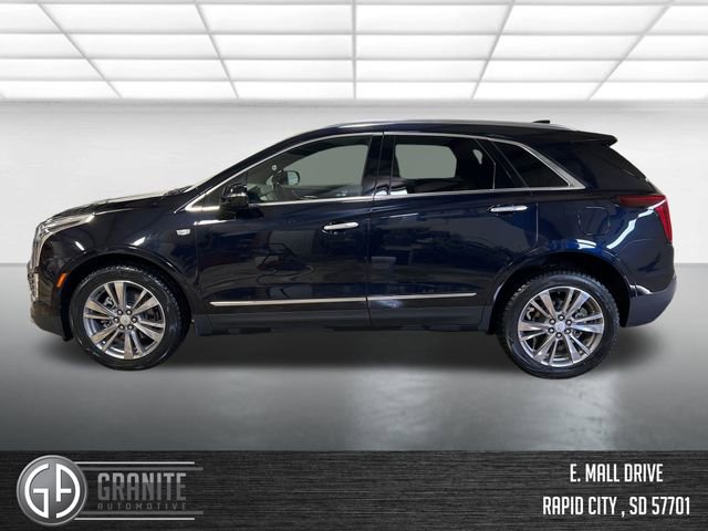 Used 2022 Cadillac XT5 Premium Luxury image 2