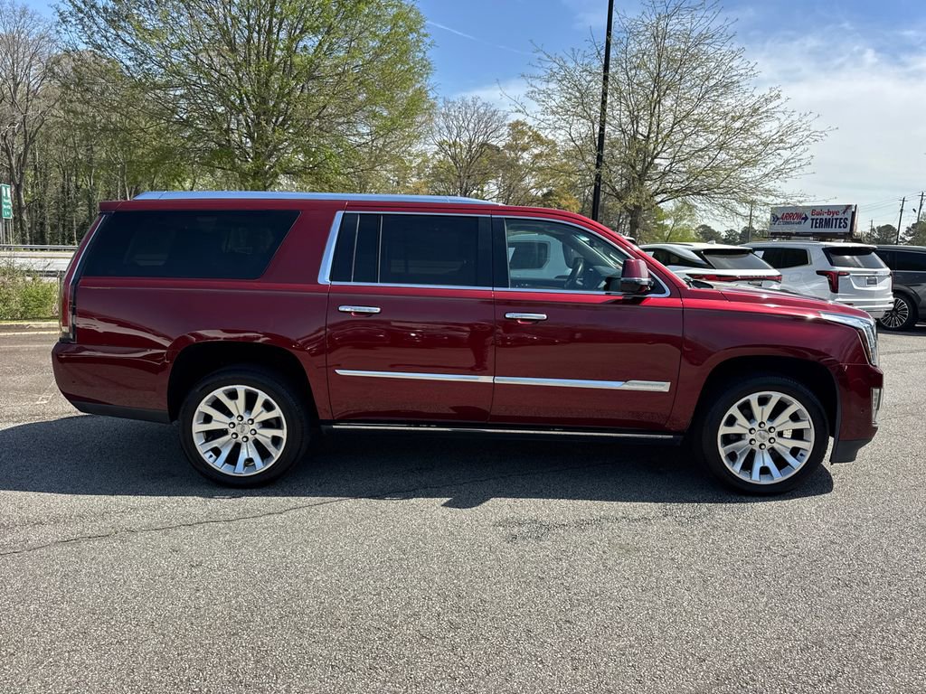 Used 2018 Cadillac Escalade ESV Premium Luxury image 8