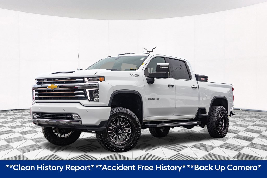 Used 2023 Chevrolet Silverado 2500 High Country AWD/4WD image 2