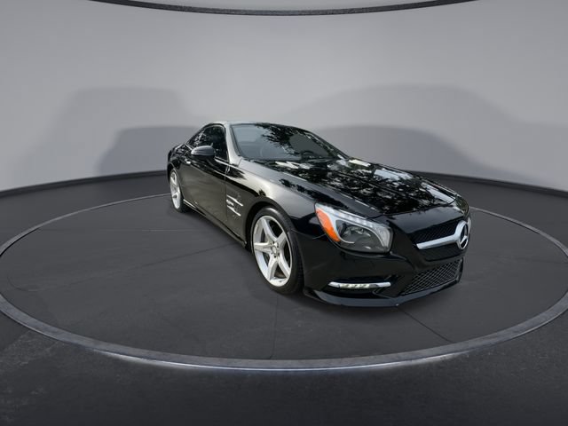 Used 2015 Mercedes-Benz SL 400 image 2