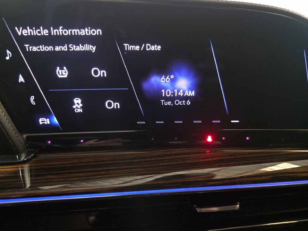 Used 2023 Cadillac Escalade Premium Luxury AWD/4WD image 36