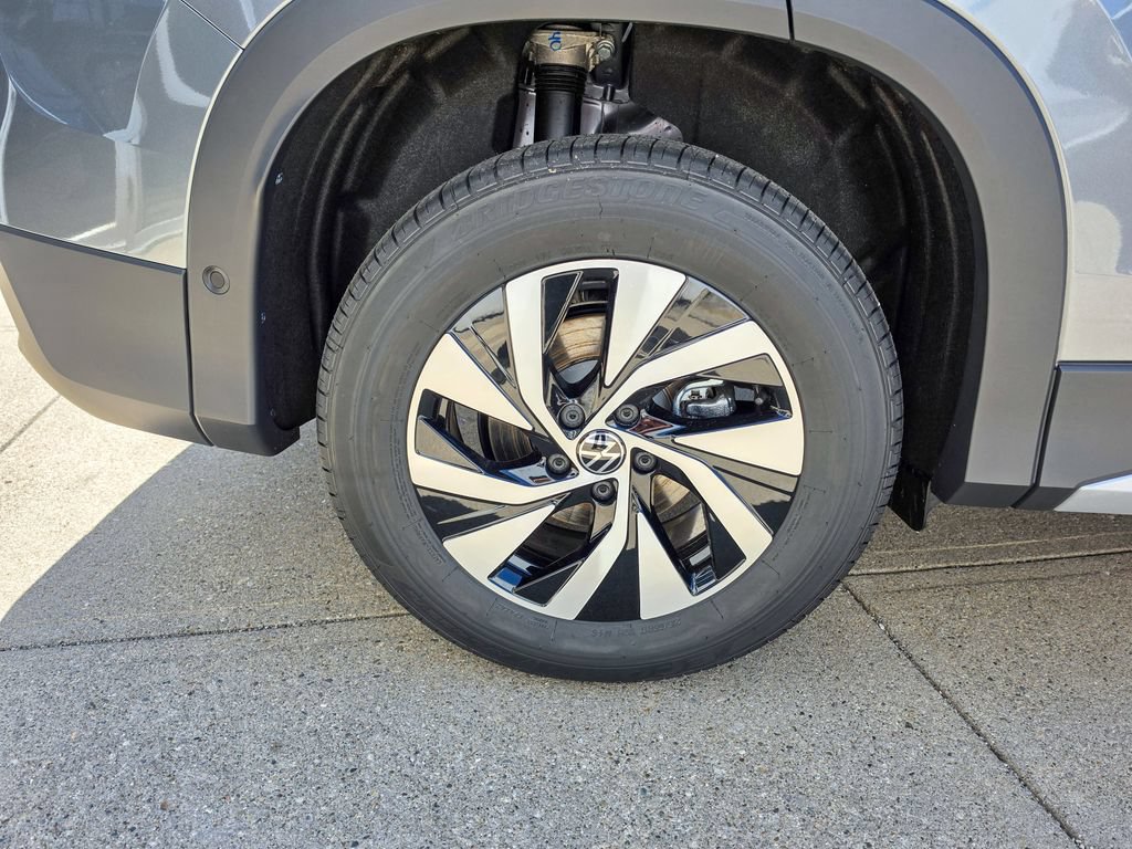New 2026 Volkswagen Tiguan S AWD/4WD image 9