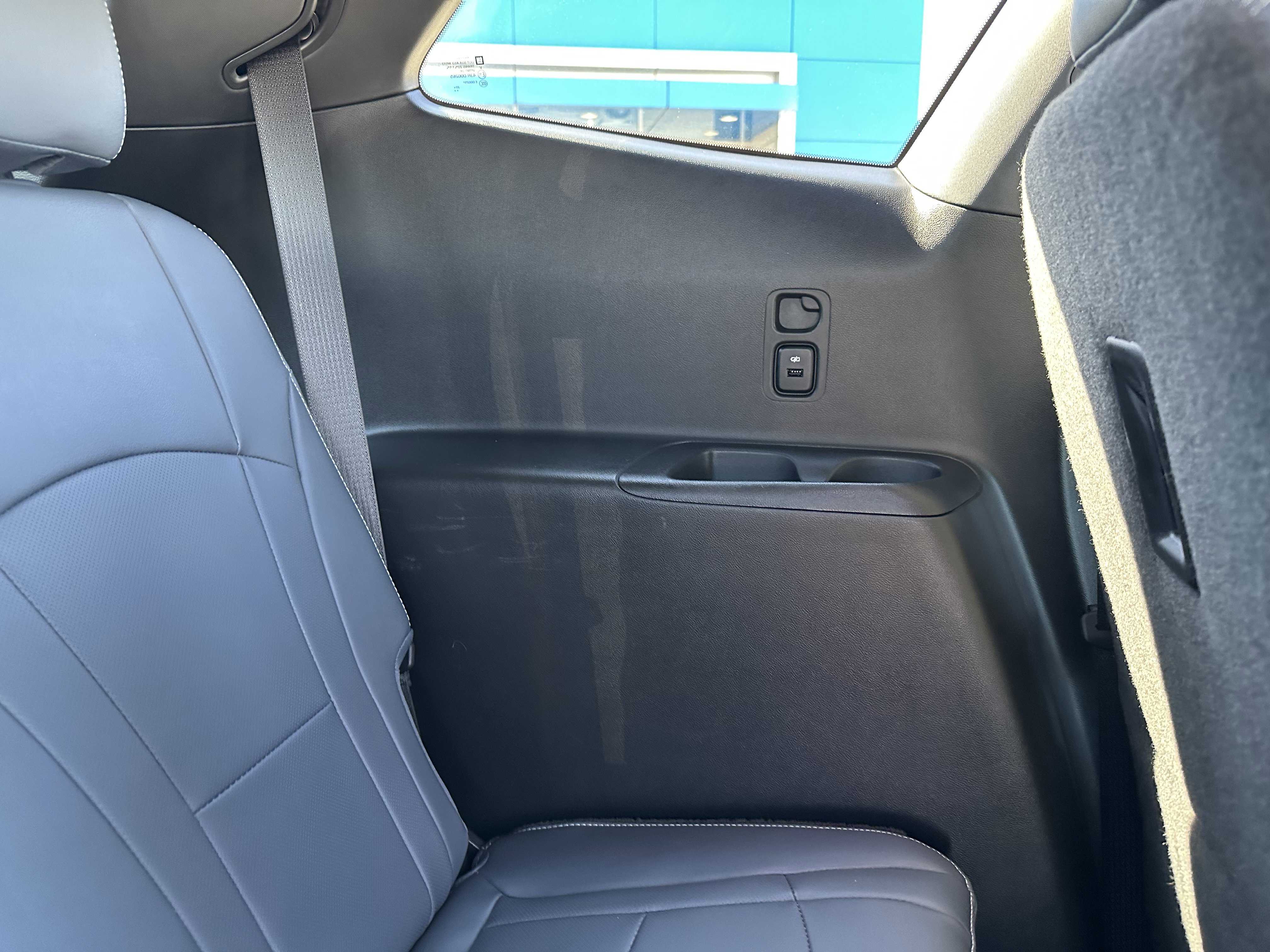 Used 2023 Buick Enclave Essence w/ Experience Buick Package FWD image 36