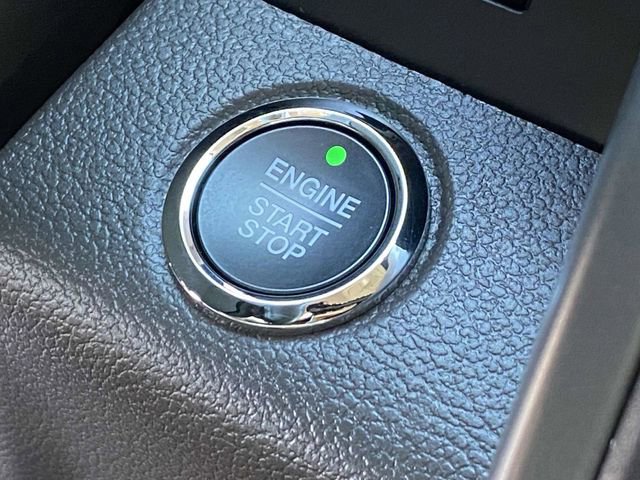 Used 2021 Ford Expedition XLT image 33