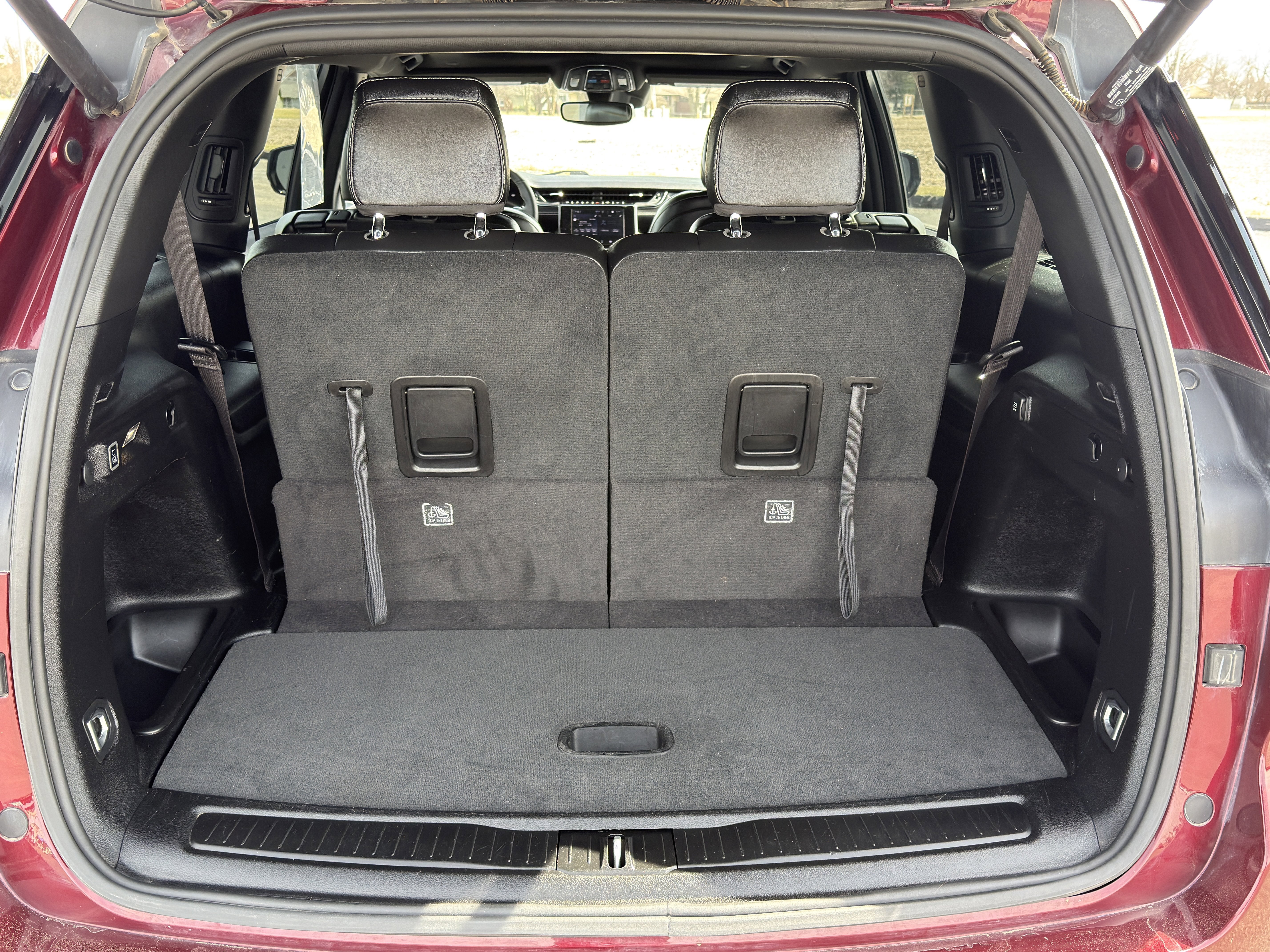 Used 2023 Jeep Grand Cherokee L Laredo image 16