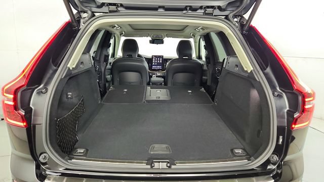 New 2026 Volvo XC60 B5 Ultra w/ Climate Package AWD/4WD image 42