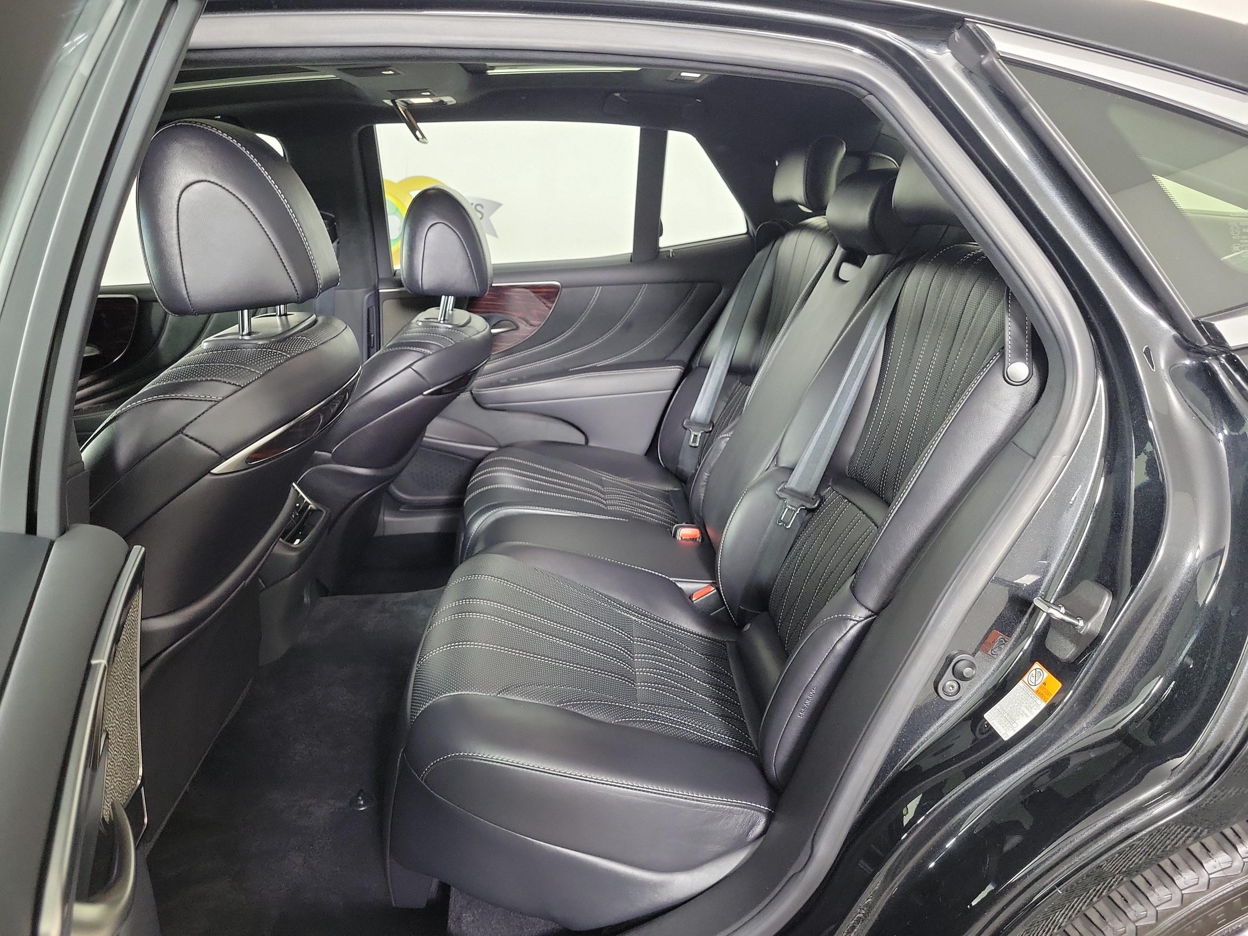Used 2021 Lexus LS 500 AWD w/ Luxury Package image 10